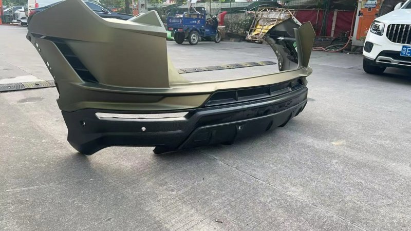 Usus P Rear Bumper Assembly S Rear Bumper Assembly Rear Bumper Lower Skirt  4ML807305 4ML807568 4ML807511